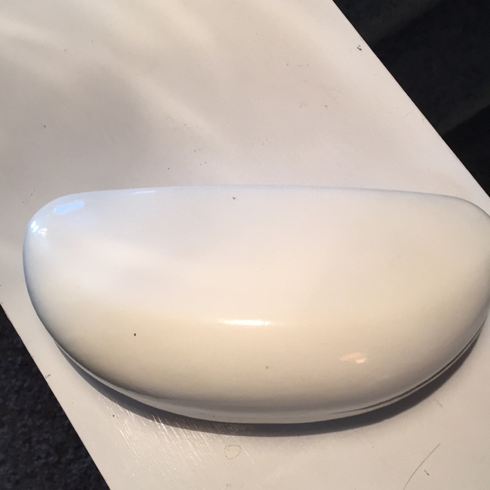 Glassware case